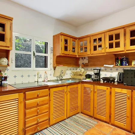 Pico Das Pedras 4 Reset Naturally *