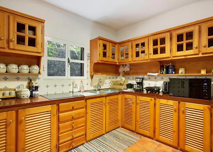 Pico Das Pedras 4 Reset Naturally *